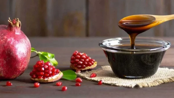 Hatay Homemade Pomegranate Syrup 1ltr - Image 3